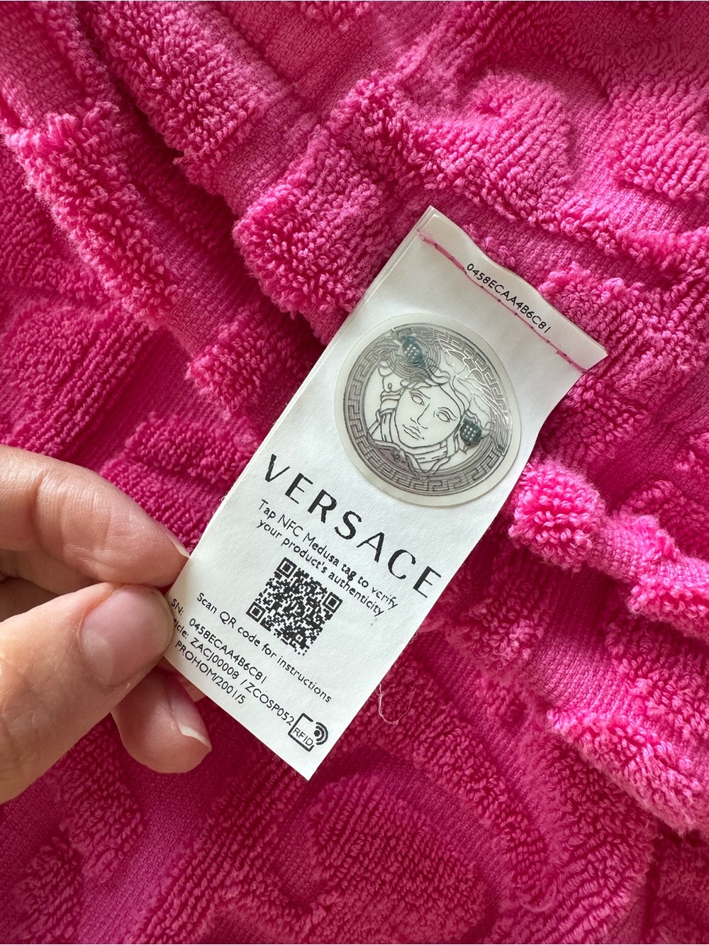 Versace Hot Pink Plush Logo Robe with Gold Baroque Accents - Picture 8 of 12